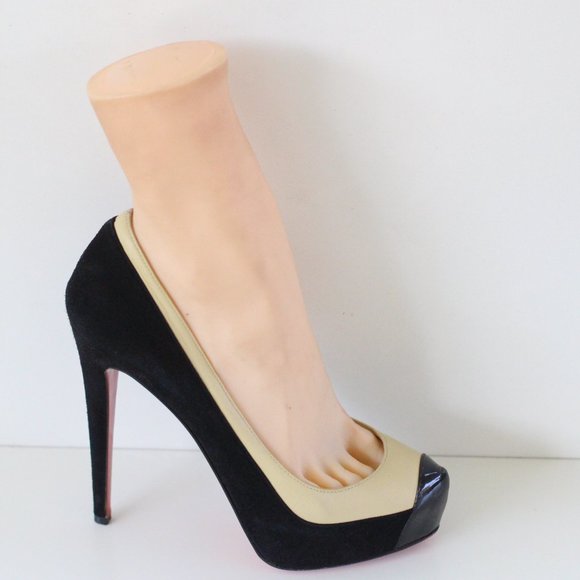 Christian Louboutin Black Mago Platform Pumps - Picture 3 of 13